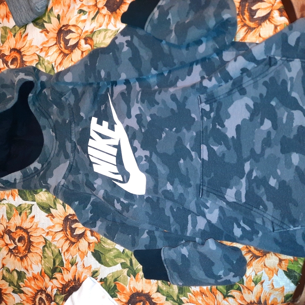 Nike Boys hoodie